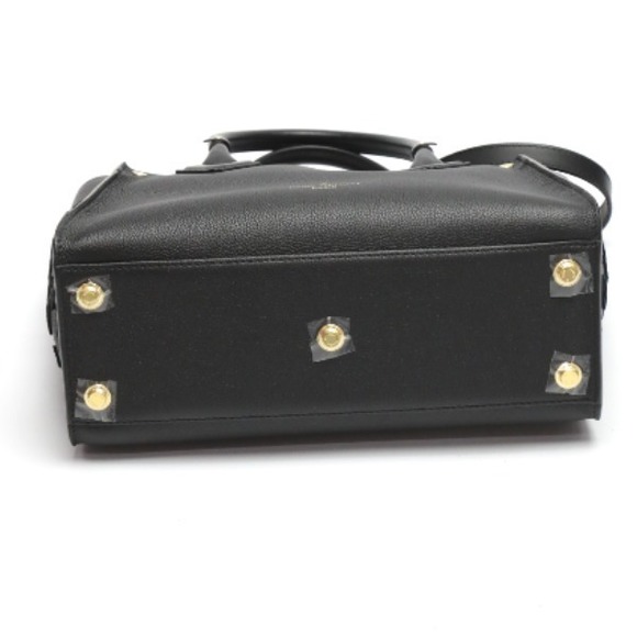 Louis Vuitton On My Side MM Monogram Tuftage Shoulder Bag - Picture 4 of 14